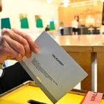 Választási csalás gyanúja árnyékolja be a svéd baloldal szűk győzelmét