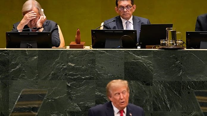 Halálos robotok vagy szuperintelligencia? Trump és világvezetők vitáznak az MI-ről