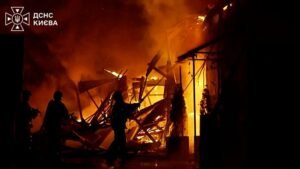 Ukrajna szerint az orosz drónok 14 embert öltek meg, Kijev és Odessza infrastruktúráját pusztították