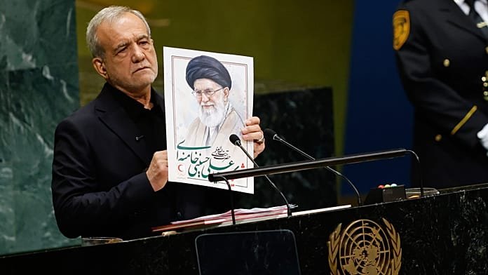 Peszeskján az ENSZ-nek: Irán nem hagyja magát, de kész tárgyalni