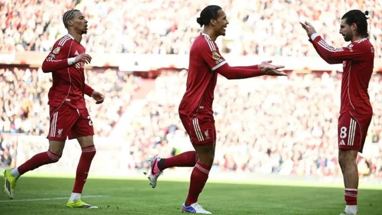 Előre szóltak, hogy Szoboszlai kimarad, most róla is dönteni kell Liverpoolban