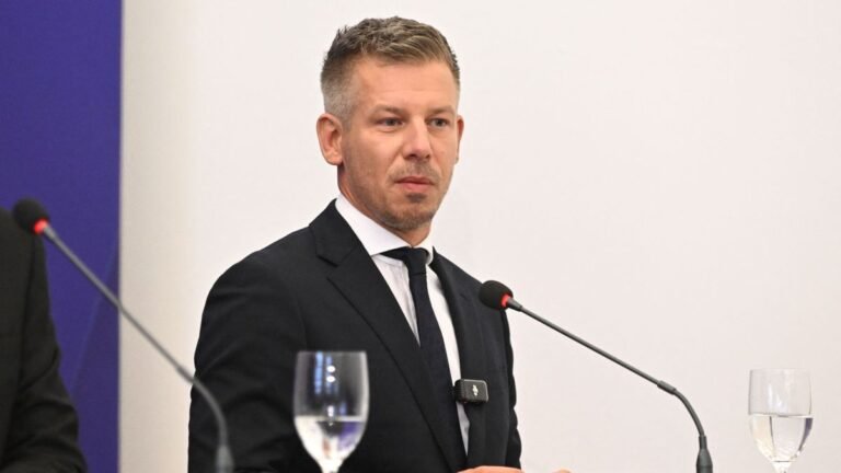 „Példátlan botrány”: a magyar kormány akadályozza meg a külhoni magyar közösségek kultúrájának és örökségének bemutatását Brüsszelben