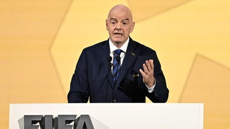 Infantino újabb háborúja: most már a játékosok is nekimentek a FIFA-nak
