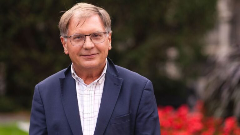 Fabiny Tamás: Isten nem kívülről nézi a szenvedést