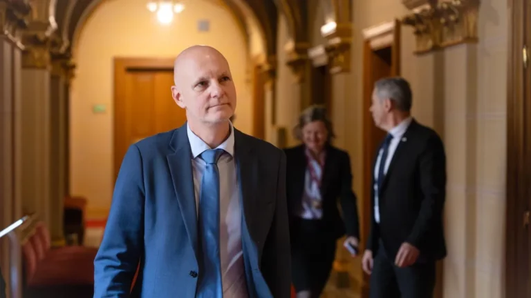 Újabb feljelentéseket tett Tanács Zoltán minisztériuma