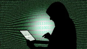 Furcsán viselkedik a telefonod? Így találhatod meg a rejtőzködő kémprogramot