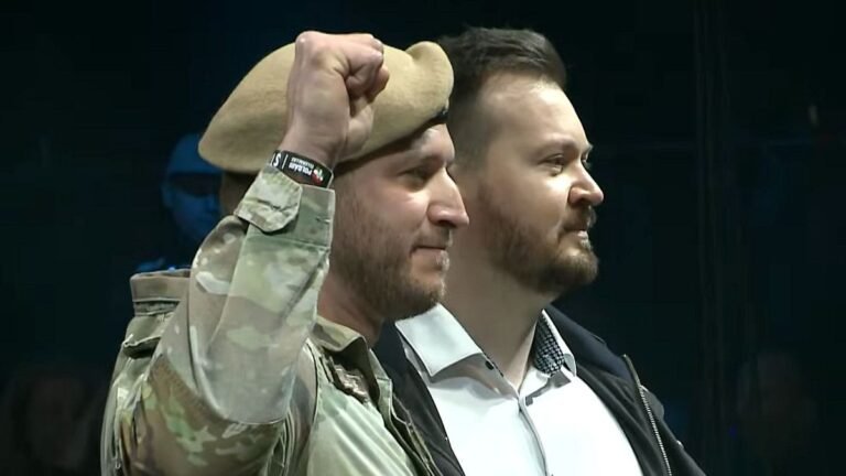 Leléptek a színről a Magyar Péternek választást nyerő kampányhősök