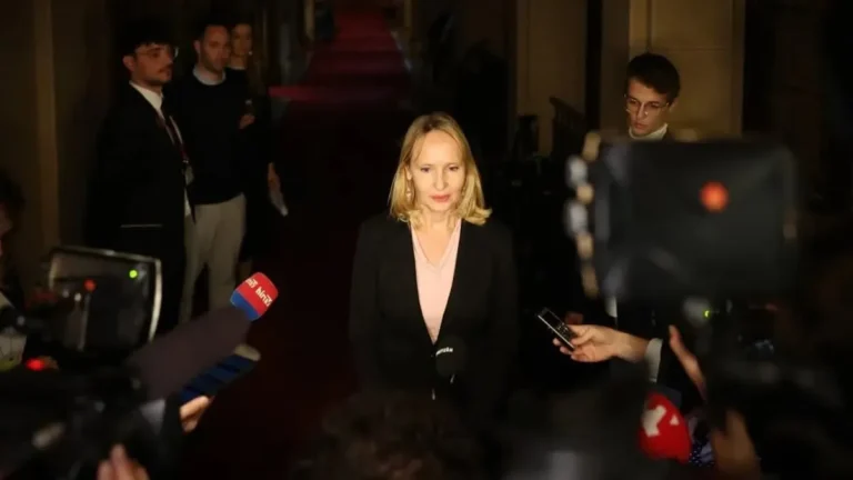 Újabb embere mondott ellent Magyar Péternek, ezúttal a mentelmi jog eltörlésében nem értettek egyet