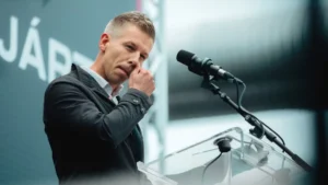 Jellinek Dániel előállítása után Magyar Péter ingatlanügye is előkerült