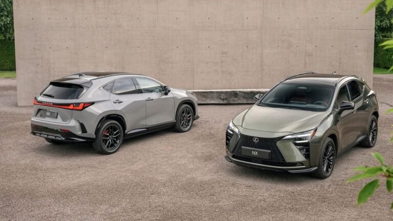 Kevesebb gombbal, de nagyobb akkumulátorral jön a legnépszerűbb Lexus frissített változata