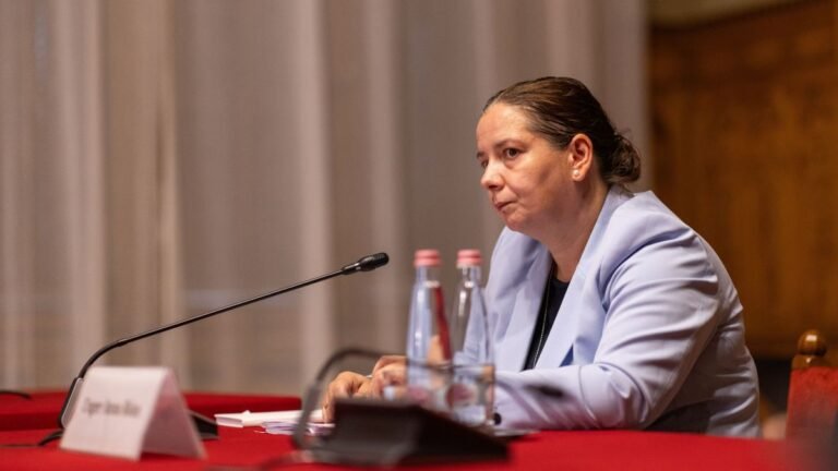 Alig akad rendőr, aki jelentkezne az új ÁVH-ba