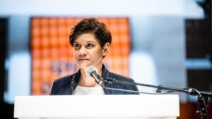 Pottyondy Edina: A Fidesz röhög a markában