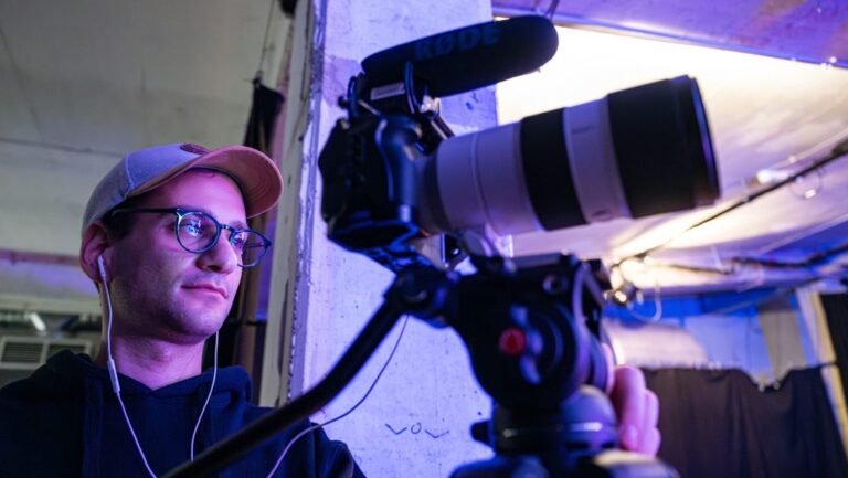 Nyárai Gerzson, a 24.hu munkatársa kapta a Minőségi Újságírás Díj különdíját