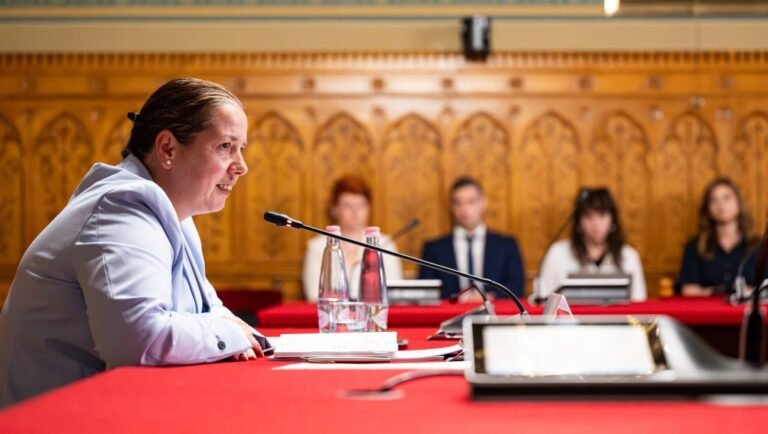 Unger Anna reagált Orbán Viktor fenyegetésére
