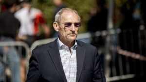 Pintér Sándor szerint nem az ő hibája volt, hogy nem volt kötelező biztosítás a Wartburgján