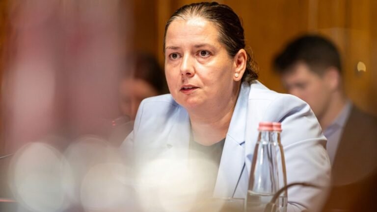 Tartózkodási engedélyek, önkormányzati korrupció, propagandaköltségek – ezeket fogja vizsgálni a vagyonvisszaszerzési hivatal