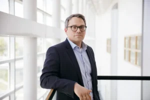 A bíróságok nem válhatnak a kritikusok elhallgattatására szolgáló fegyverekké