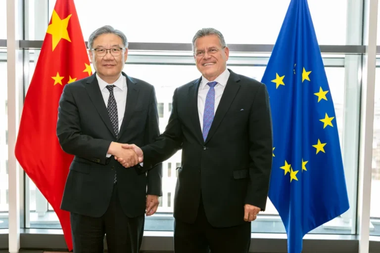 Az EU kezd nagyon besokallni Kína gazdasági túlsúlyától