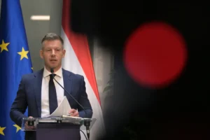 Pirkadatkor készült kikockázott felvétel, poligráf, titkosszolgálati törlés – ezeket mondta Magyar az ötkertes ügy nyomozásáról