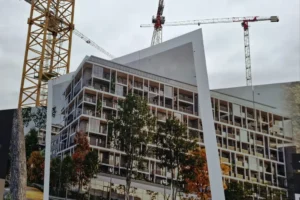 Lehetne olcsóbban és gyorsabban új lakásokat építeni, de ezt alig használjuk ki