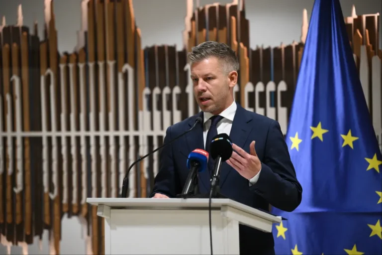 Magyar to hold first official, one-on-one meeting with Zelensky in Brussels