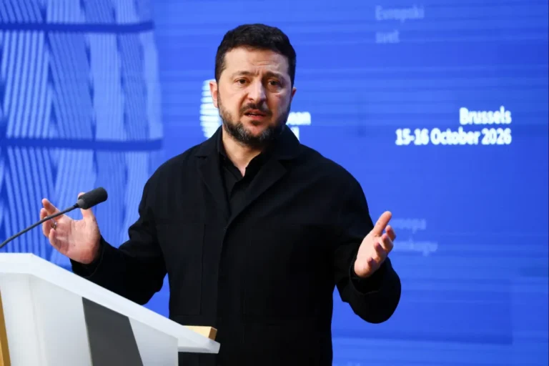 Reagált Zelenszkij az orosz szankciós csomag felfüggesztésére, szerinte a „szankciós áramszünet” újabb motivációt ad Putyinnak