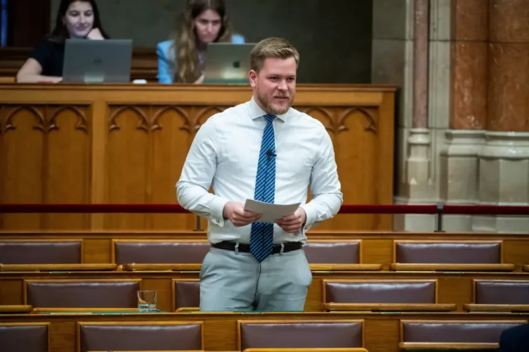 Momentumosokkal töltötték fel a polgármesteri kabinetet Zuglóban