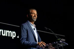 Donald Trump Jr. magánbeszélgetésekben kritizálta apját az iráni háború miatt