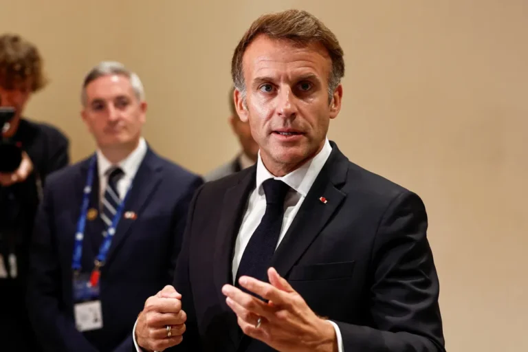 Macron szerint számos külföldi vezető elfogadhatatlan és ostoba nyilatkozatokat tett a francia zavargásokról