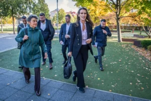 Érezhető változásról, de hiányosságokról is beszélt a Budapestre érkezett EP-küldöttség vezetője