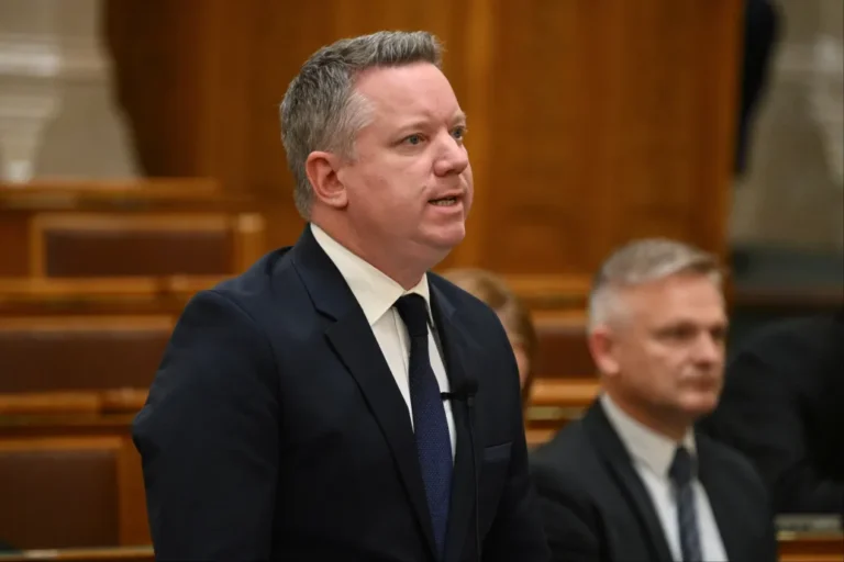 Pósfai Gábor: Januártól megszűnik a közszolgálati dolgozók évi egymillió forintos otthontámogatása