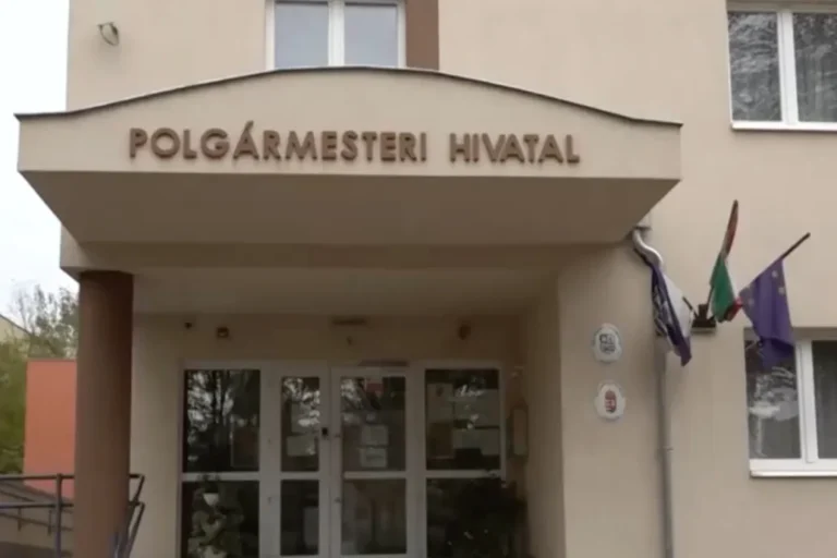 Péniszfotó jelent meg a gádorosi alpolgármester Facebook-oldalán, lemondott