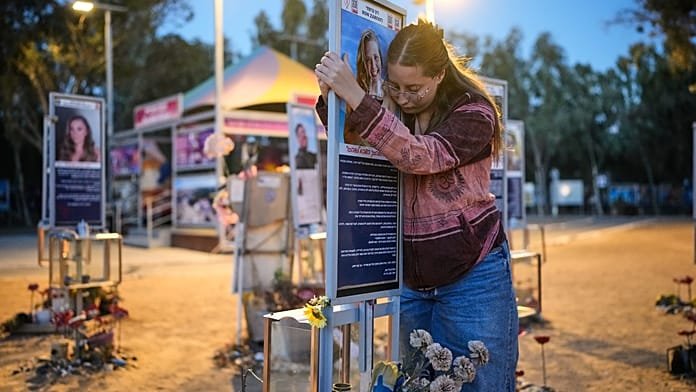 Izrael egyperces néma csenddel emlékezett az október 7-i áldozatokra