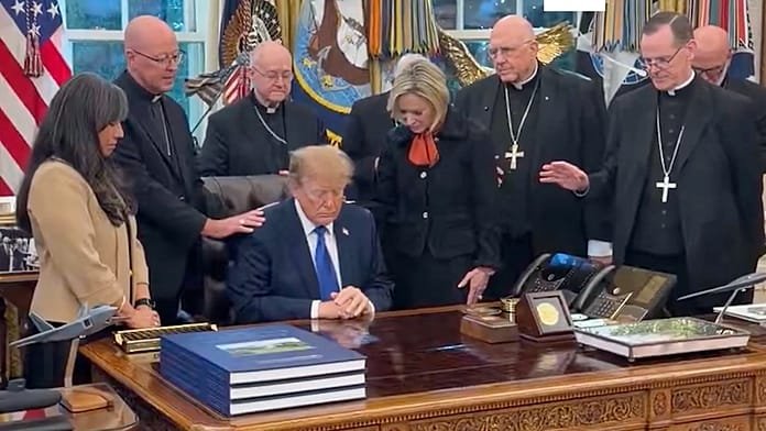 Katolikus püspökök imádkoztak Trumpért az Ovális irodában