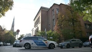 Újabb magyar iskolát ért bombafenyegetés, a rendőrség terrorcselekmény elkövetésével fenyegetés ügyében nyomoz