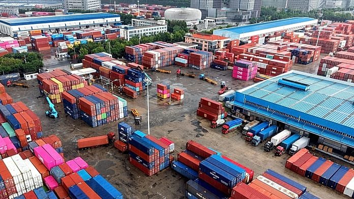 A kínai gazdaság 4,5%-kal nőtt – az export erős, a belföldi fogyasztás gyenge