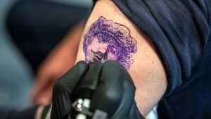 Rembrandt remekművei tetoválásként jelennek meg Hollandiában