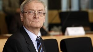 Németország ellen kémkedett a volt német kémfőnök? August Hanning őrizetben