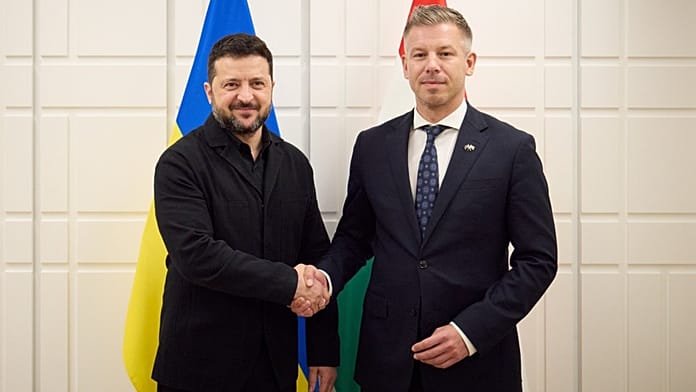 Magyar Péter szerint nem valószínű, hogy Zelenszkij Budapestre jön
