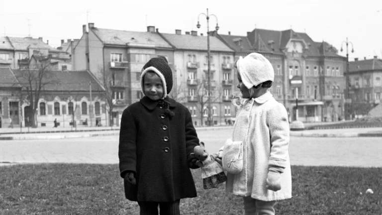 Ma történt: betiltotta a kormány, hogy a vendéglők húst szolgáljanak fel – retró fotók 1944 Budapestjéről