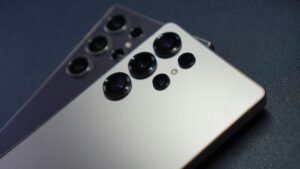 Gyorsan lemerül a Samsung-telefonod? A legújabb frissítés állhat a háttérben