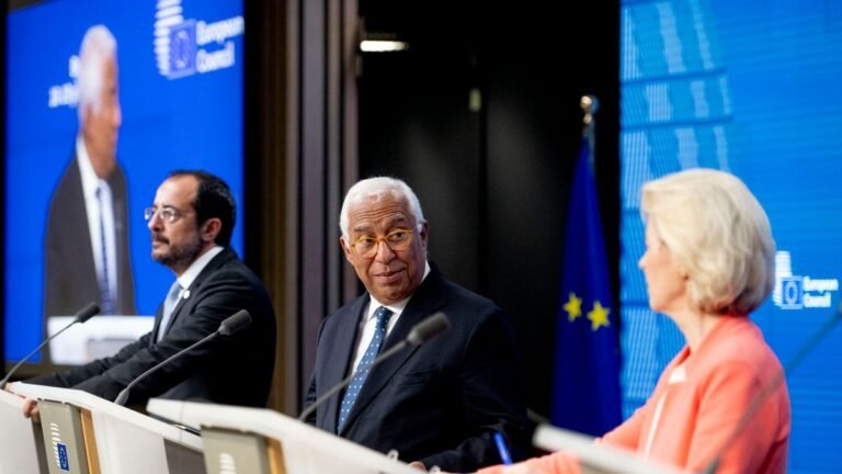 Brutális adósságot halmozott fel az EU, súlyos szabálytalanságokat találtak az uniós pénzeknél is
