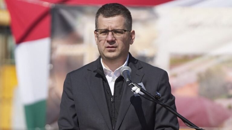 Seszták Miklós bizalmasára is lecsapott az NVVH
