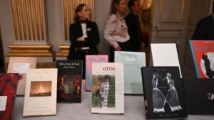 Ez az egyetlen könyv, ami magyarul is megjelent a friss irodalmi Nobel-díjas Anne Carsontól