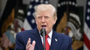 Trump újra bírálta az ukrán elnököt, Zelenszkij visszaüzent