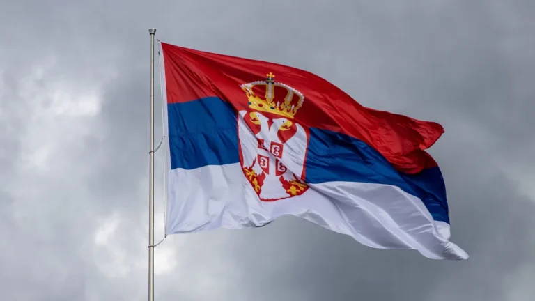 Szavazatvásárlás, megfélemlítés – több szabálytalanság is történhetett a szerbiai választáson
