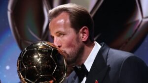 Leleplezték az Aranylabda pontszámait: drámai hajrá döntött Kane javára Mbappé ellen