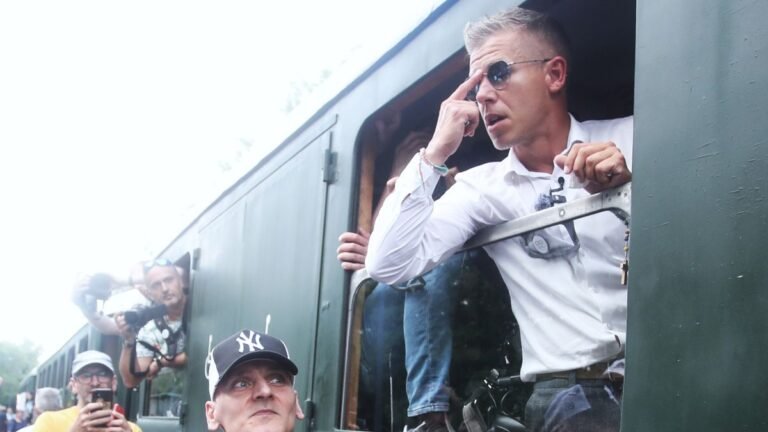 A veszély valós: munkahelyek szűnhetnek meg a Tisza vagyonadója miatt
