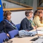 A platform, ami lebontotta a nyelvi falakat a magyar és a svéd polgár között