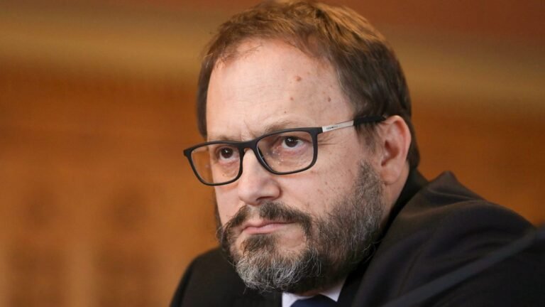 „Nekem is több szokott maradni, ha nem adom oda a gyereknek a zsebpénzt” – a kommentelők nem ünnepelték Kármán András győzelmi jelentését